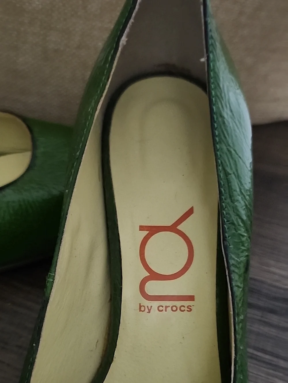 CROCS Green Peep-Toe Heels